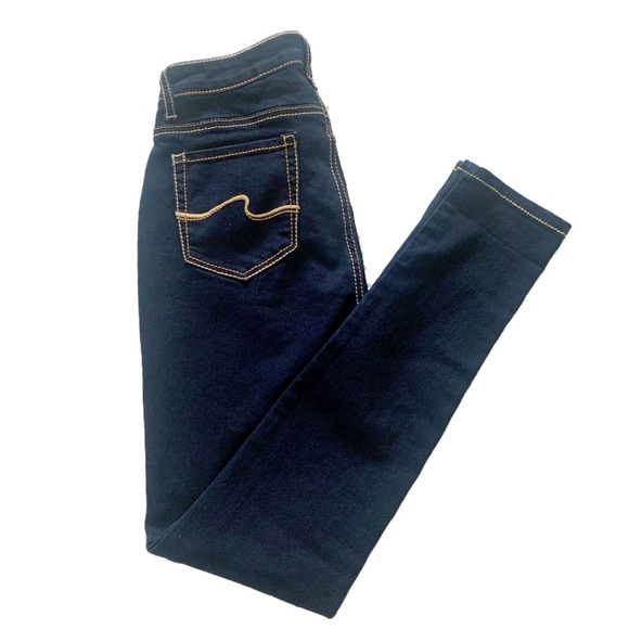 U.S. Polo Dark Wash Women’s Jeans Size 6 - Picture 3 of 8